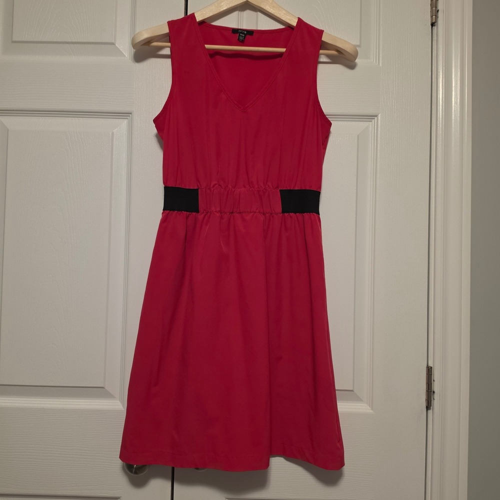 Vince Camuto Sleeveless V-Neck Fit & Flare Dress Pink Red Black Waist Size Small